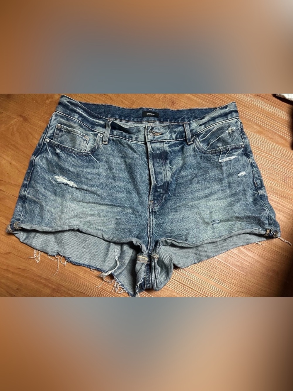 Women’s Express Denim Shorts 2” inseam Size 12